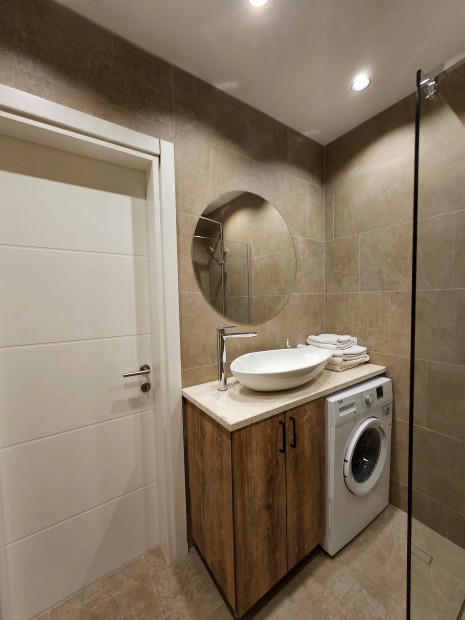 Studio Apartmani Vukasin Tivat Oda fotoğraf