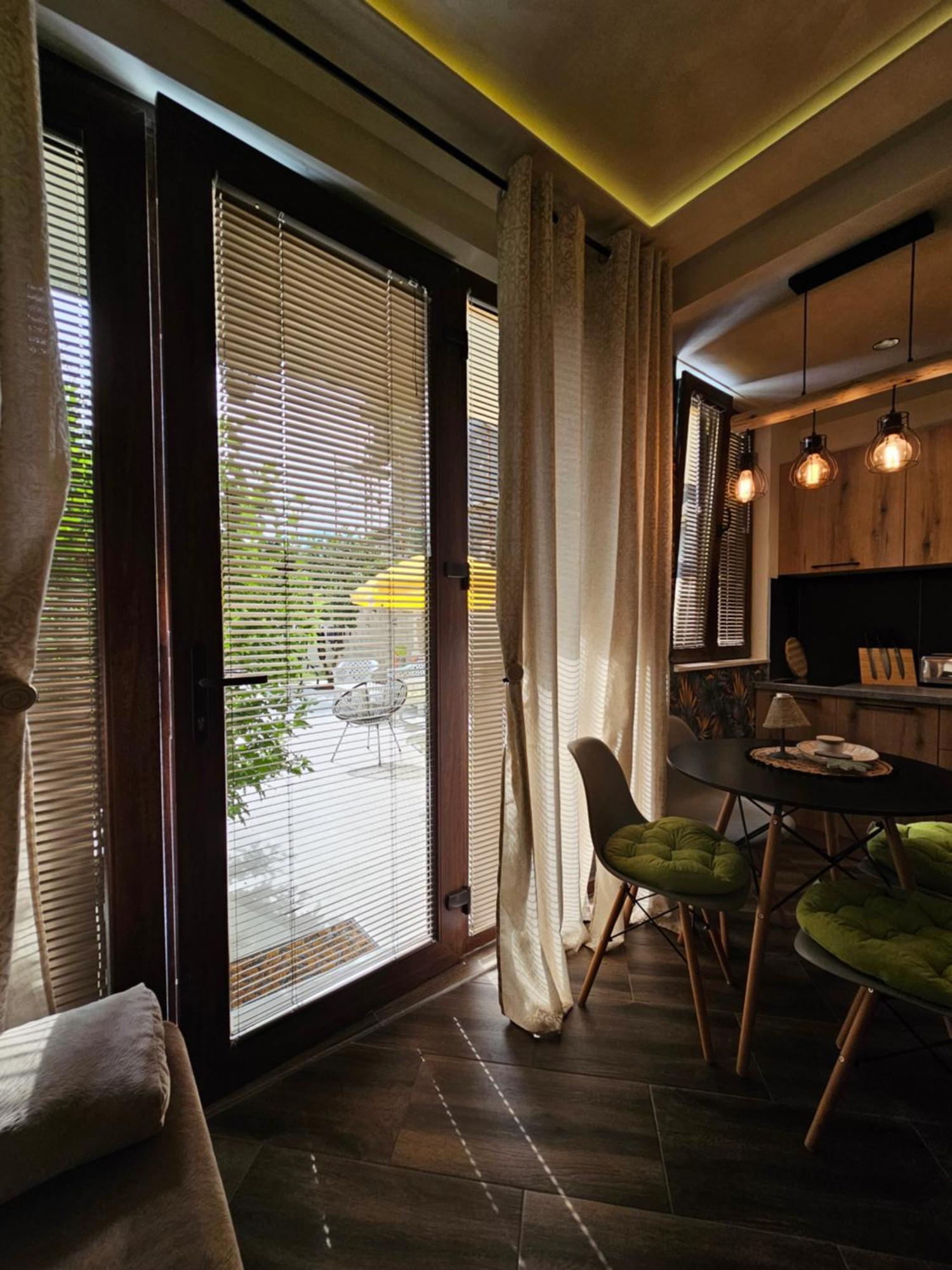 Studio Apartmani Vukasin Tivat Oda fotoğraf
