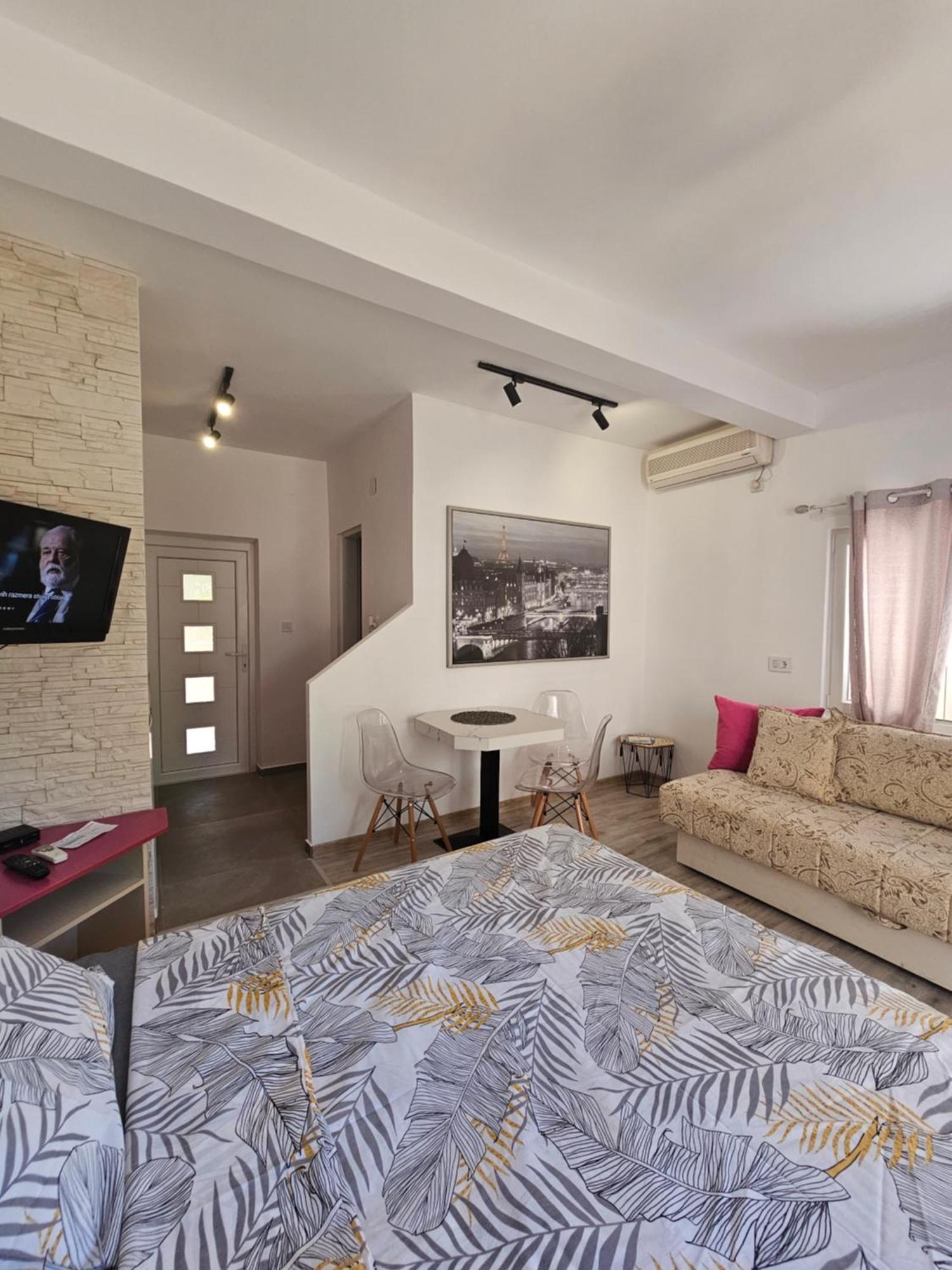 Studio Apartmani Vukasin Tivat Dış mekan fotoğraf
