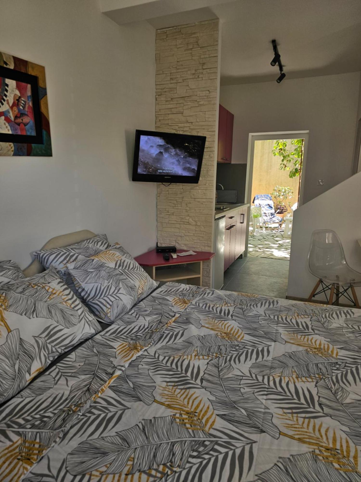 Studio Apartmani Vukasin Tivat Oda fotoğraf