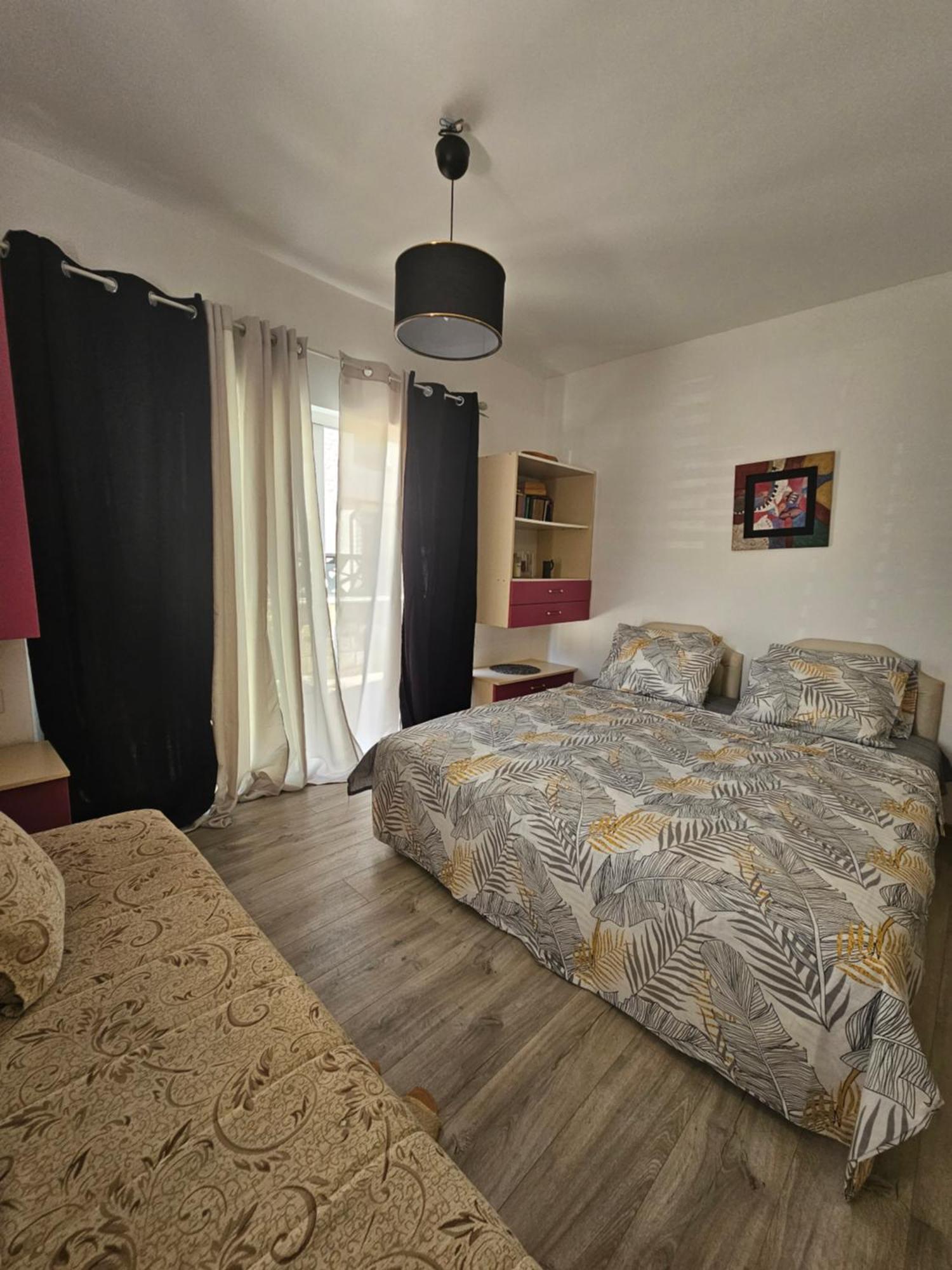 Studio Apartmani Vukasin Tivat Oda fotoğraf